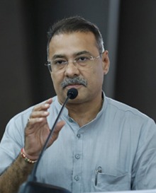 Shri. Jitendrabhai Lal